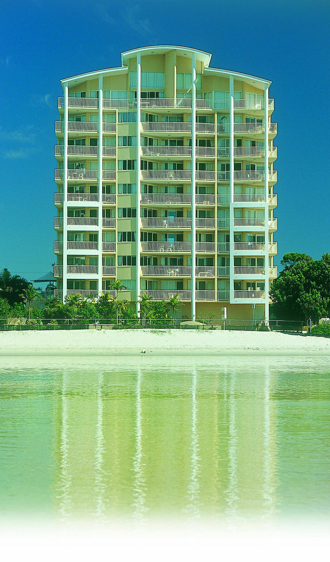 Riviere On Golden Aparthotel Caloundra